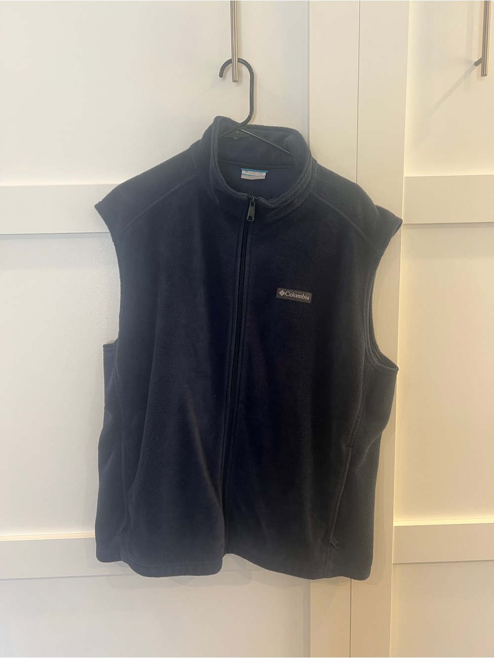 Columbia Men’s Navy blue Full-Zip Fleece Vest